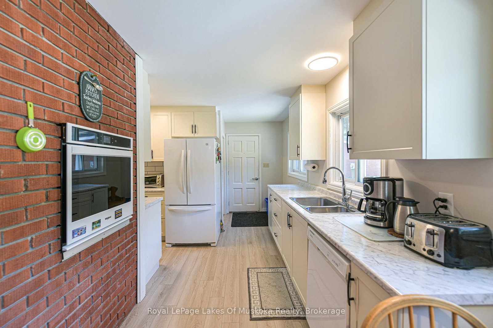 180 Lofty Pines Crescent • Gravenhurst, ON photo 46