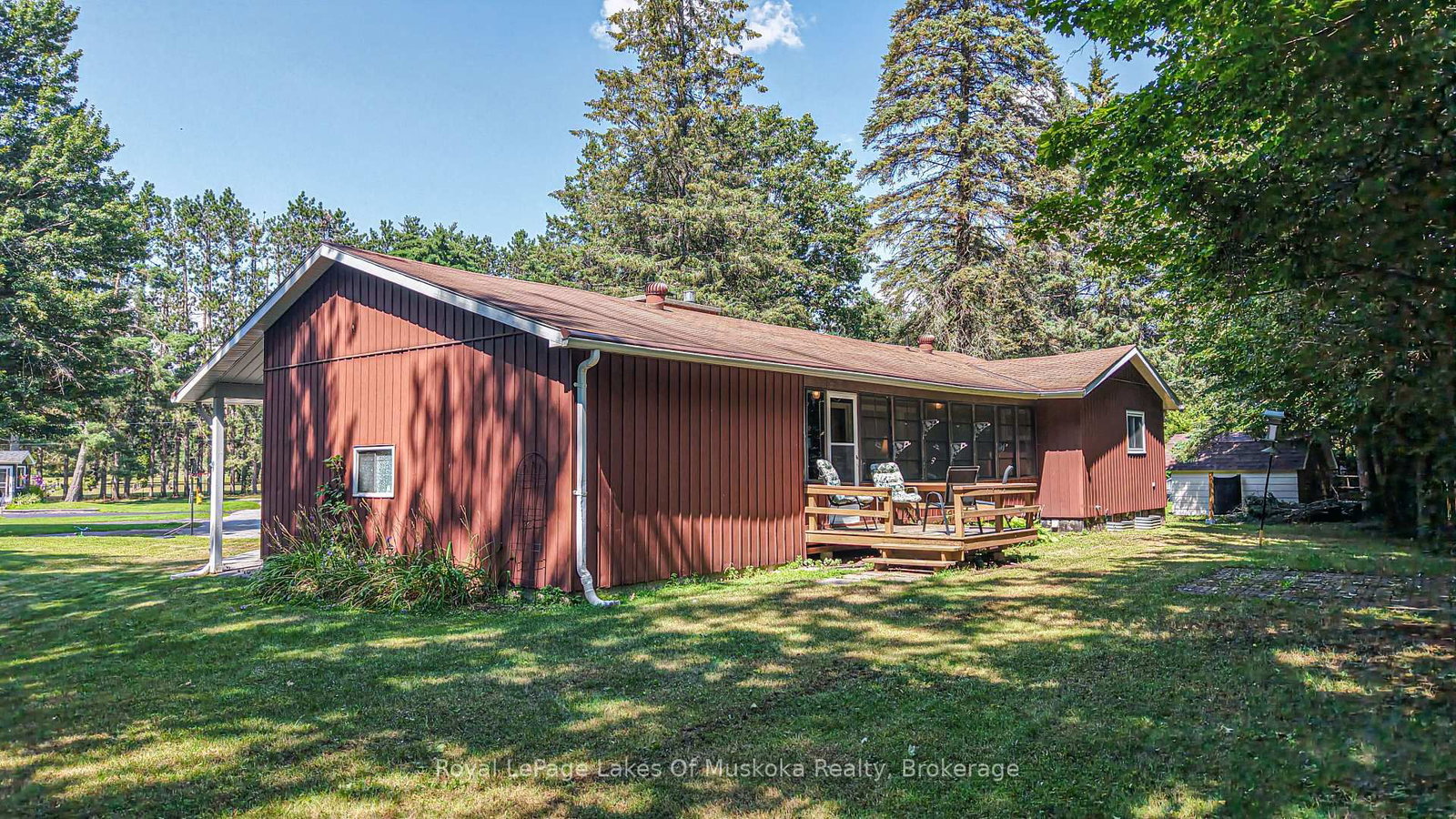 180 Lofty Pines Crescent • Gravenhurst, ON photo 6