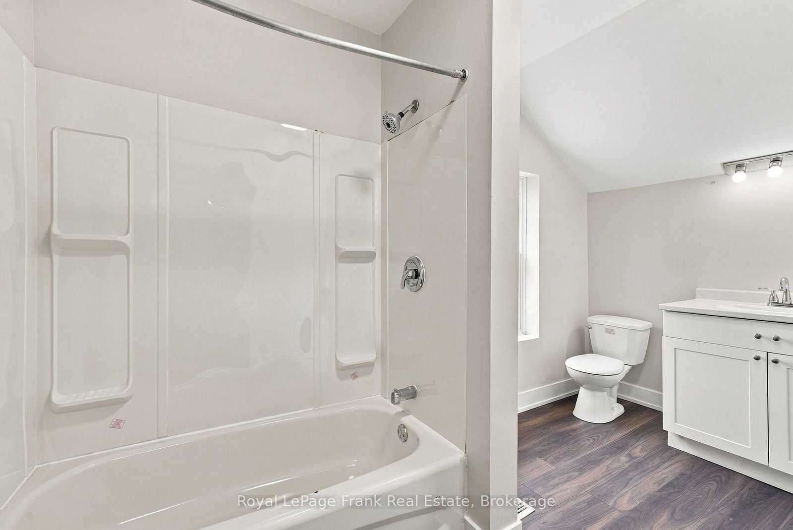 25 Mill Street • Kawartha Lakes, ON photo 14
