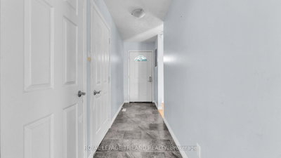 95 Huron Green S • London East, ON photo 2