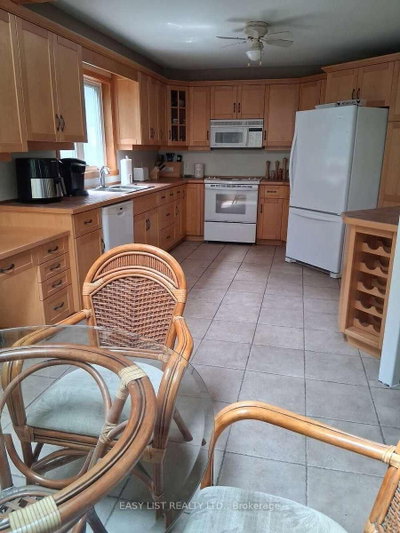 175 Old Man's Lake Lane • Magnetawan, ON photo 9