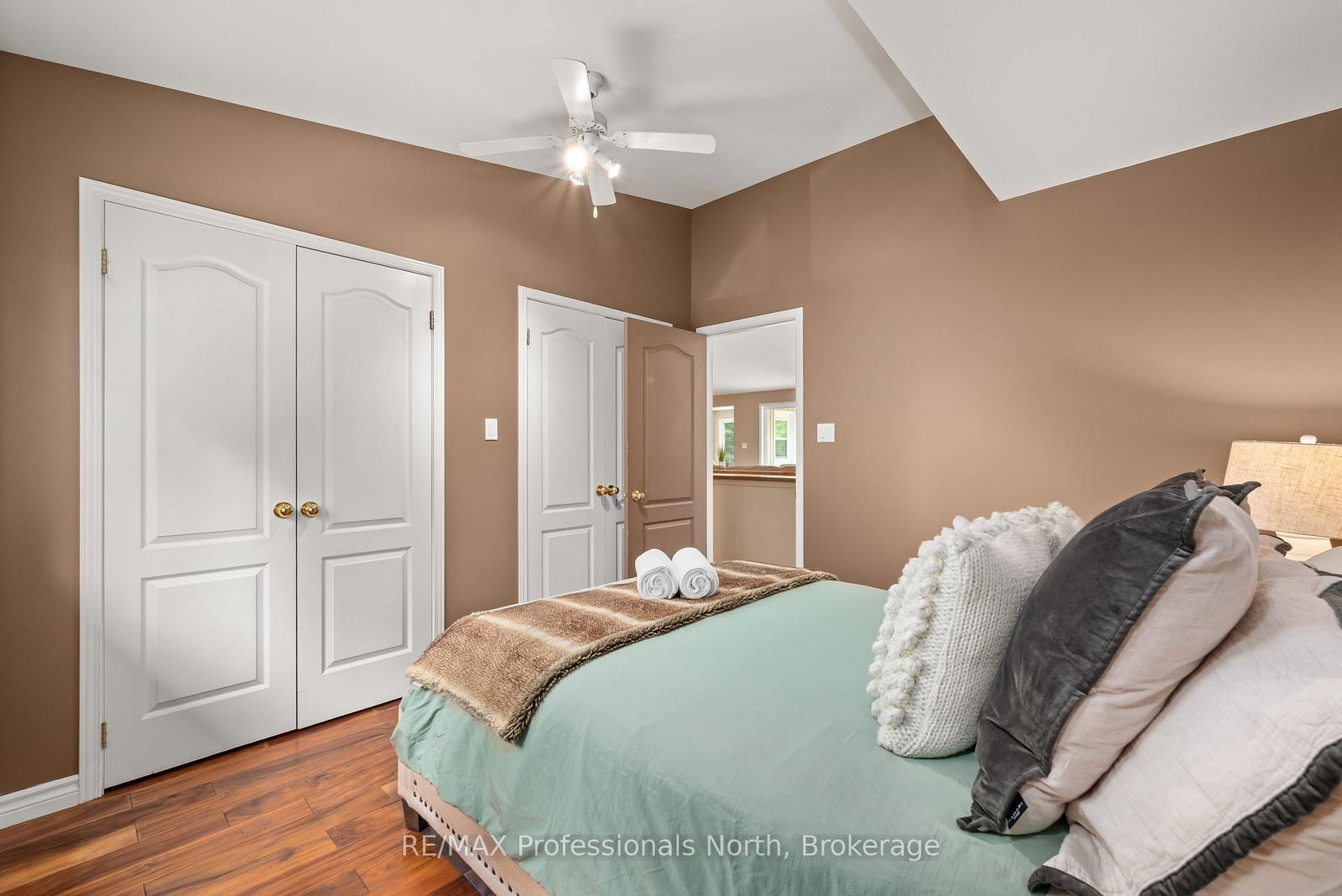 1044 Elk Drive • Dysart et al, ON photo 23