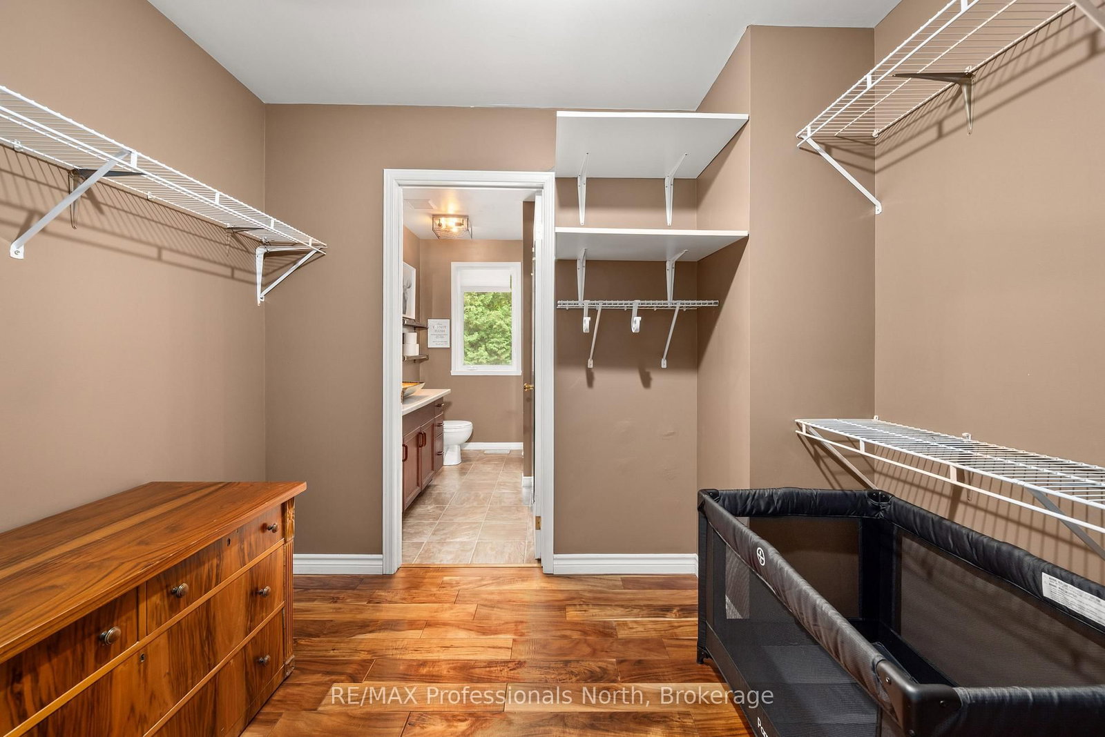 1044 Elk Drive • Dysart et al, ON photo 27