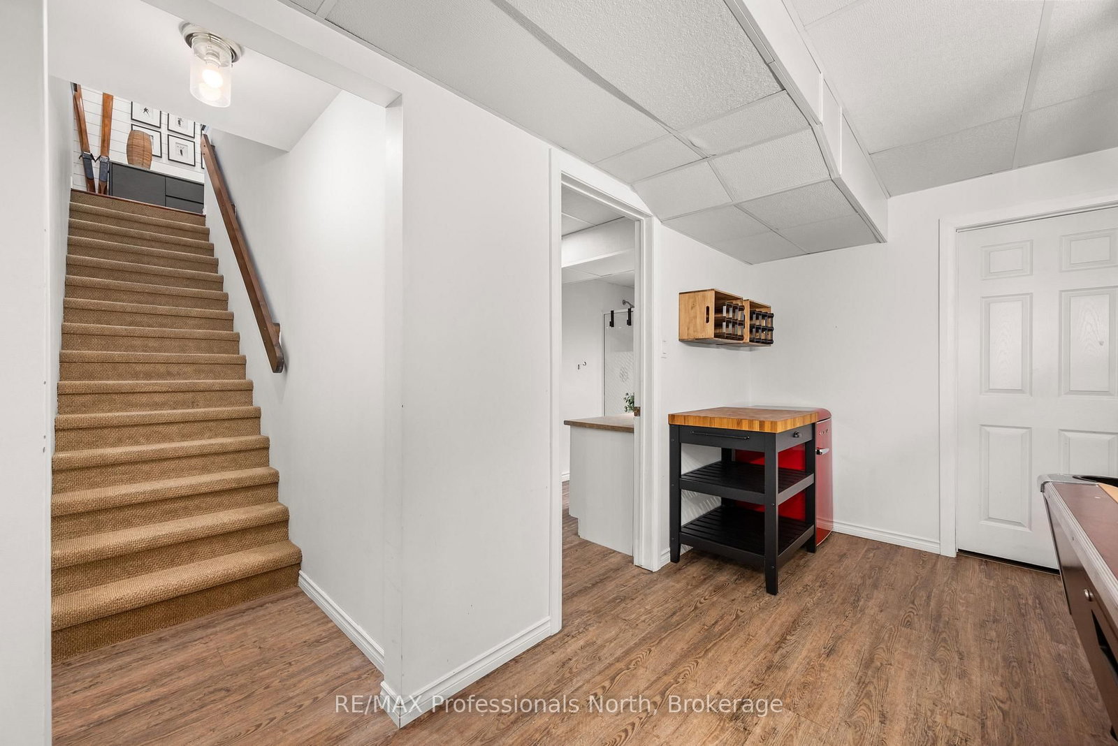 1044 Elk Drive • Dysart et al, ON photo 31