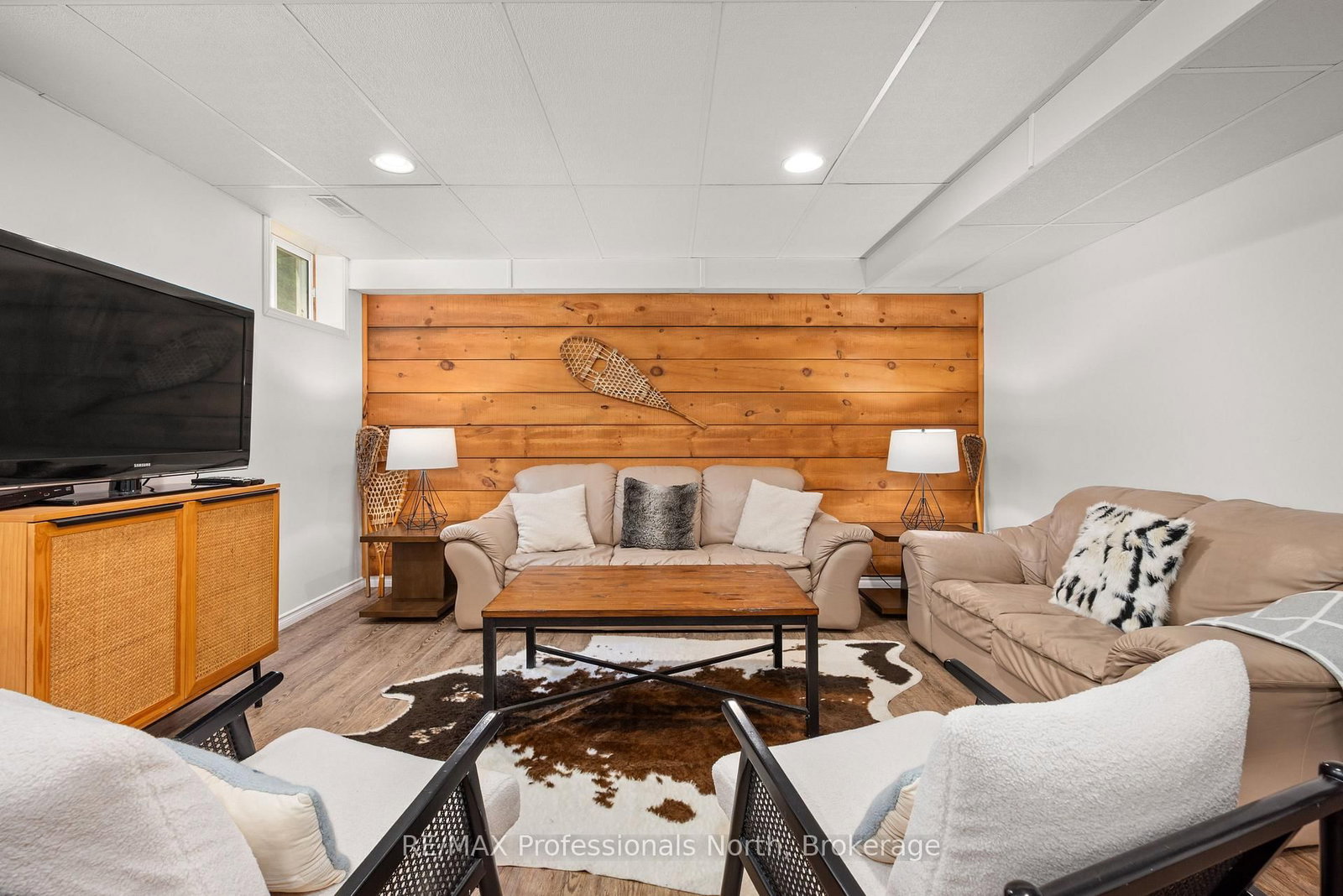 1044 Elk Drive • Dysart et al, ON photo 33