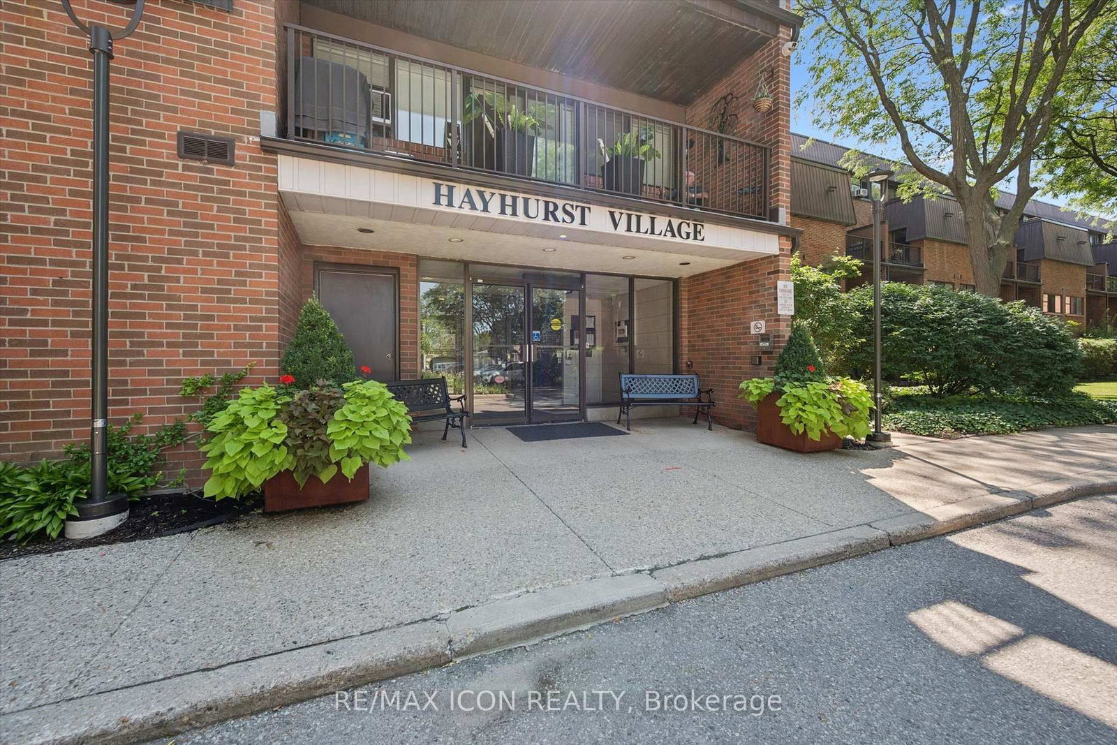 36 Hayhurst Road • #329 • Brantford, ON photo 3