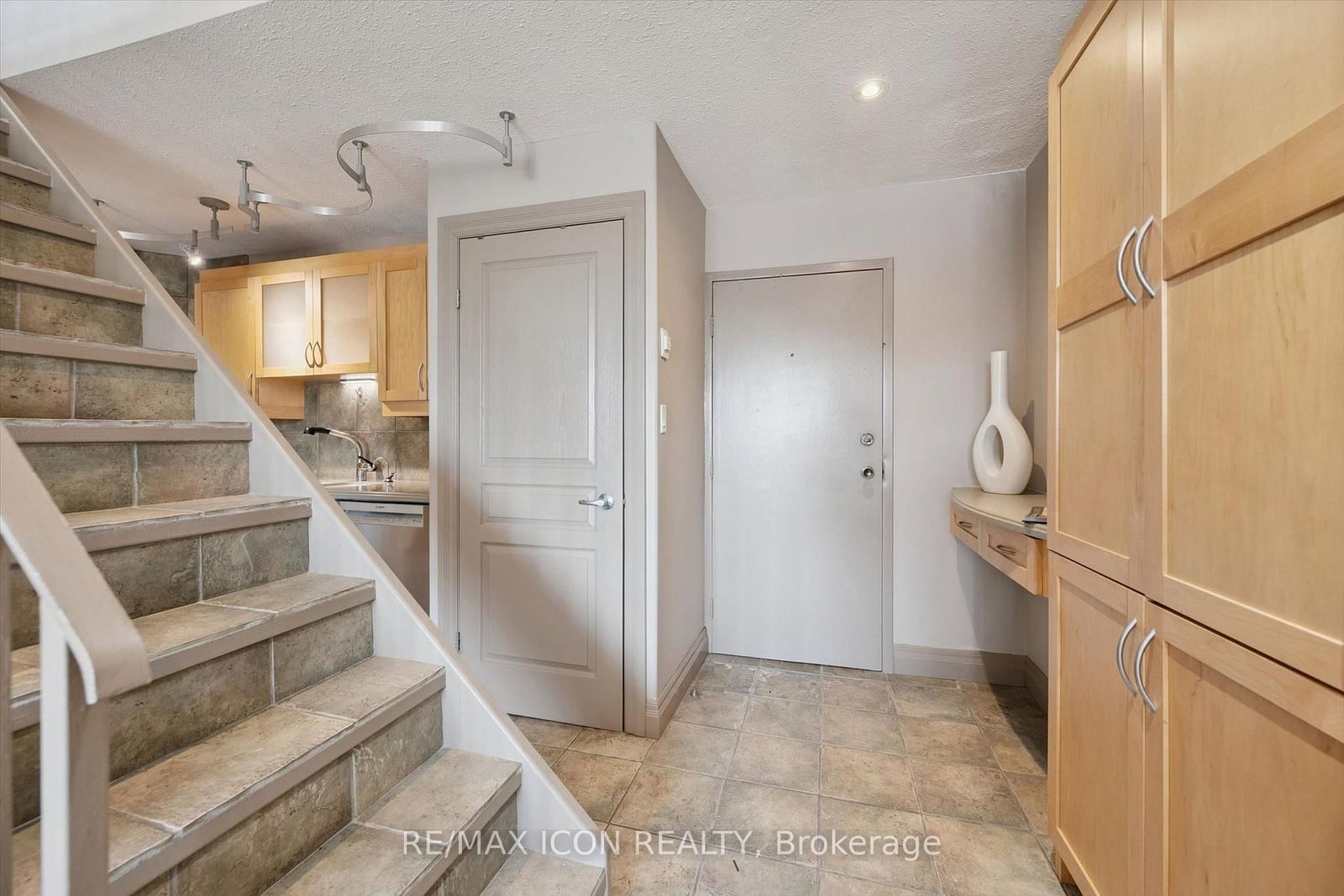 36 Hayhurst Road • #329 • Brantford, ON photo 9