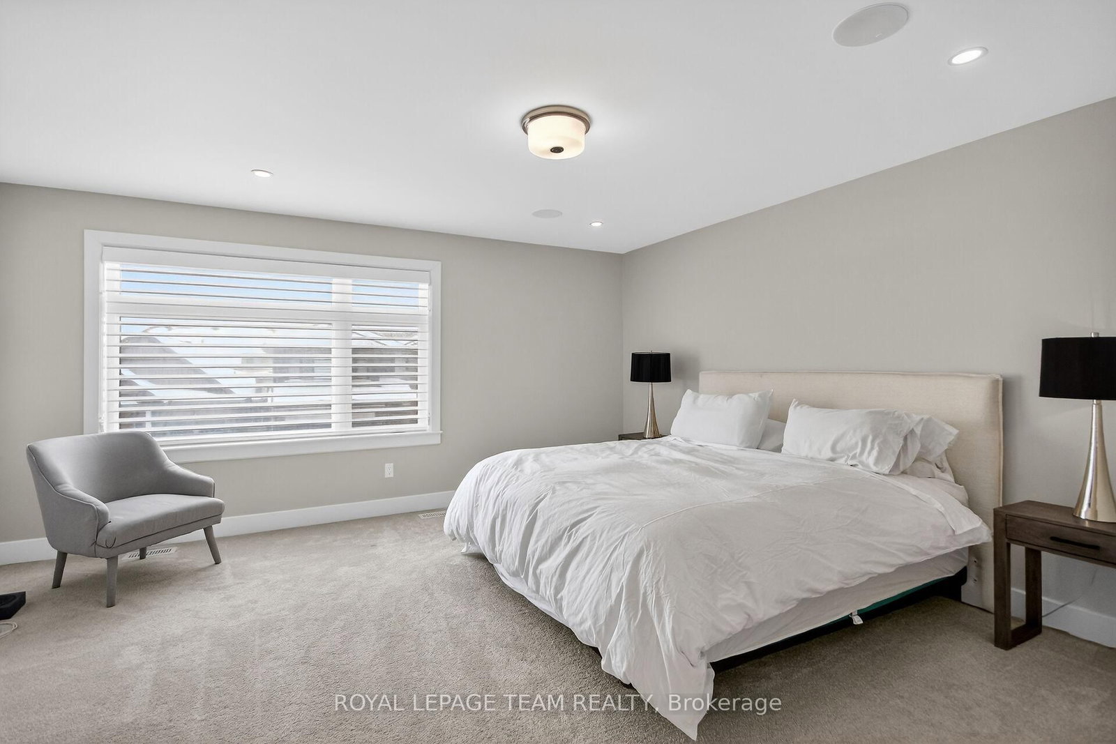 988 Beckton Heights • Ottawa, ON photo 12