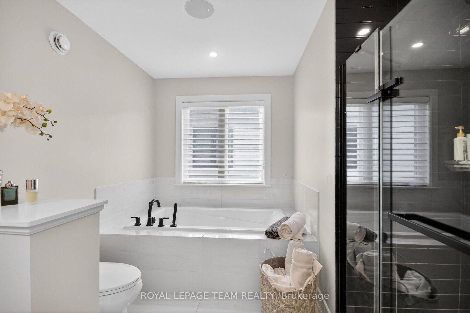 988 Beckton Heights • Ottawa, ON photo 17