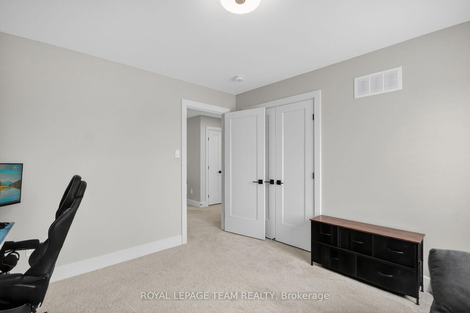 988 Beckton Heights • Ottawa, ON photo 20