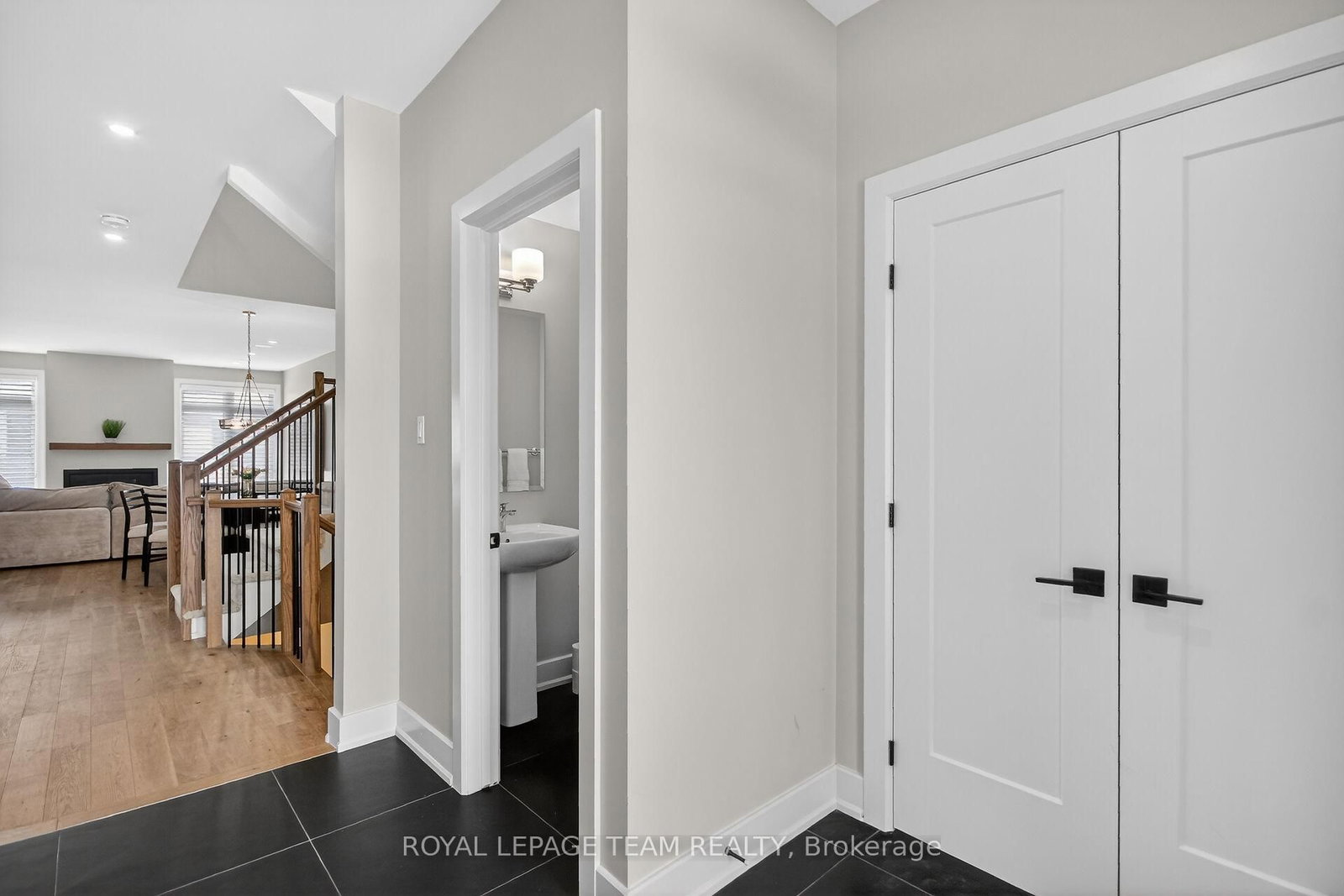 988 Beckton Heights • Ottawa, ON photo 29