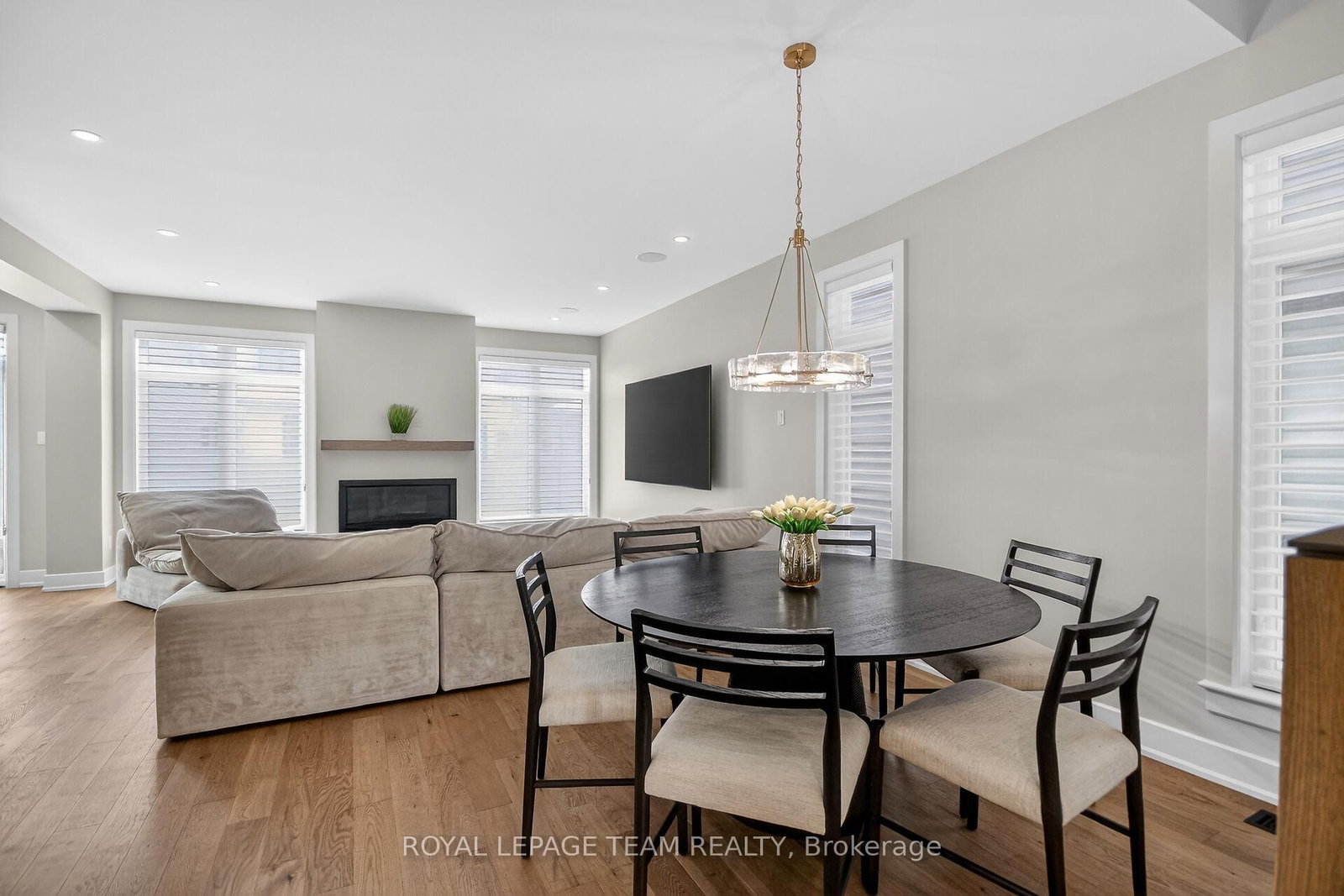 988 Beckton Heights • Ottawa, ON photo 32