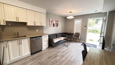 122 COURTLAND Avenue E • Waterloo, ON photo 6
