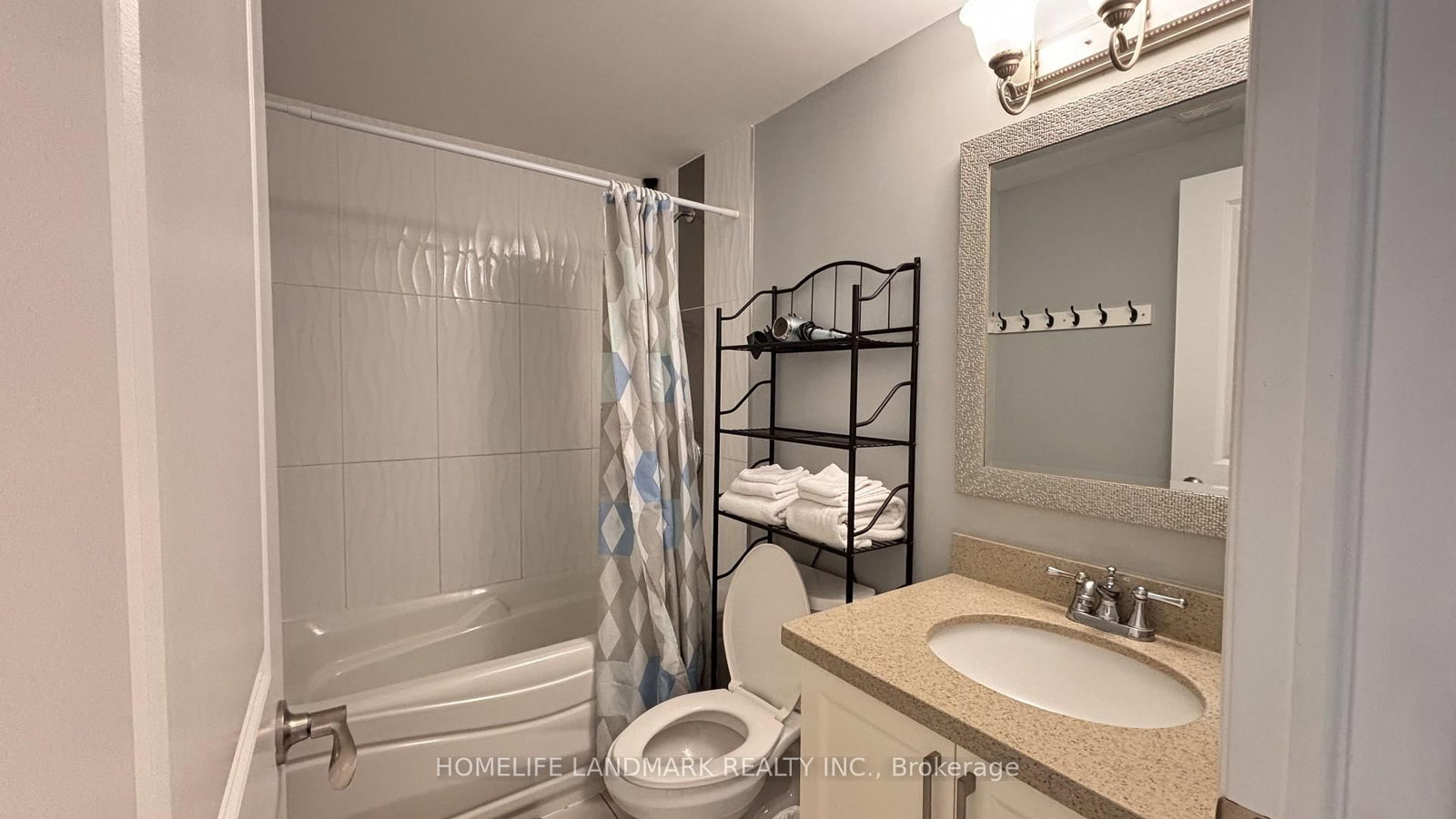 122 COURTLAND Avenue E • Waterloo, ON photo 9