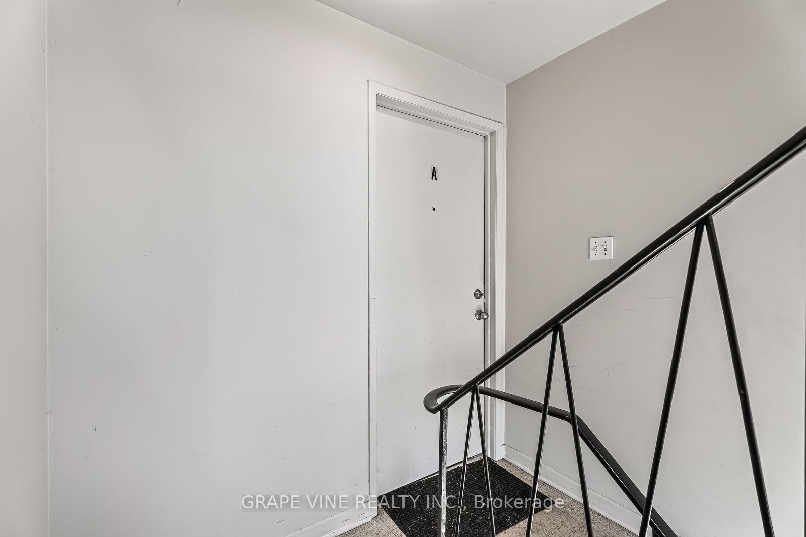 898 Watson Avenue • Ottawa, ON photo 39