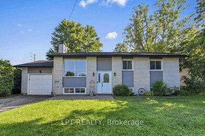 209 BRIDGE Street N • North Grenville, ON photo 2