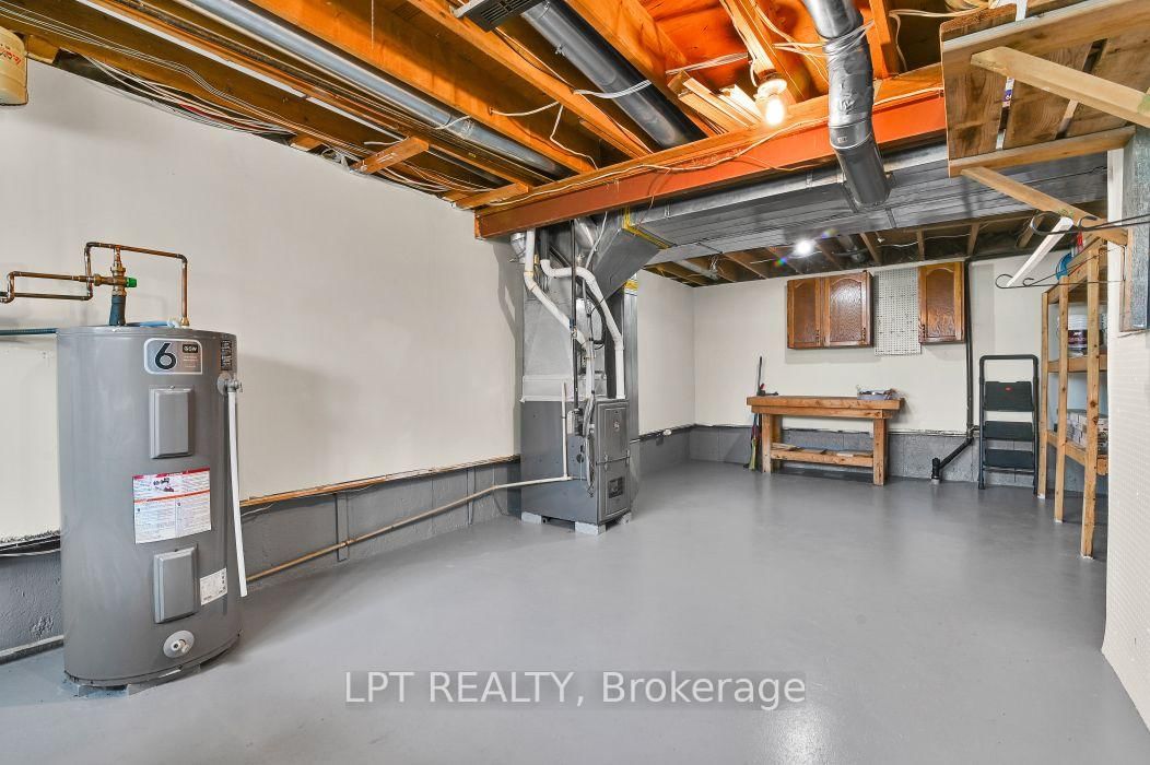 209 BRIDGE Street N • North Grenville, ON photo 24