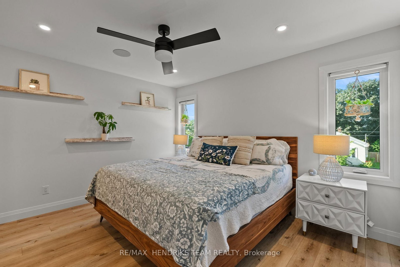 24 Prospect Avenue • St. Catharines, ON photo 18
