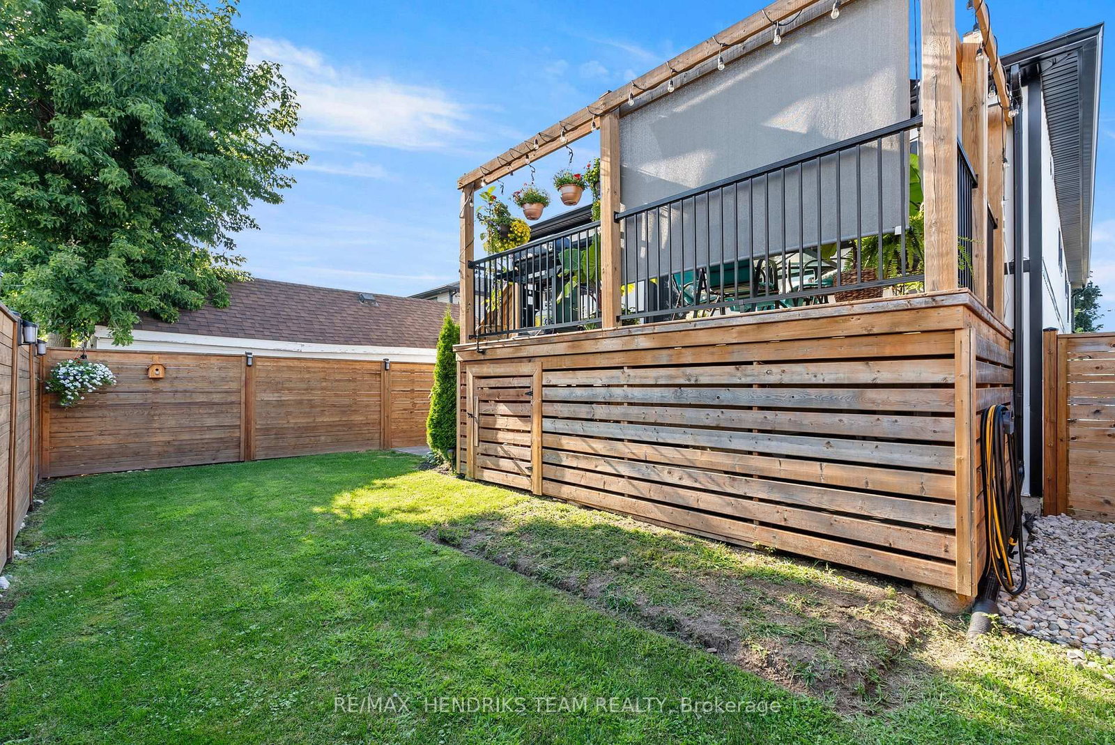24 Prospect Avenue • St. Catharines, ON photo 41