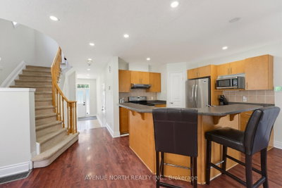 45 SADDLESMITH Circle • Ottawa, ON photo 8
