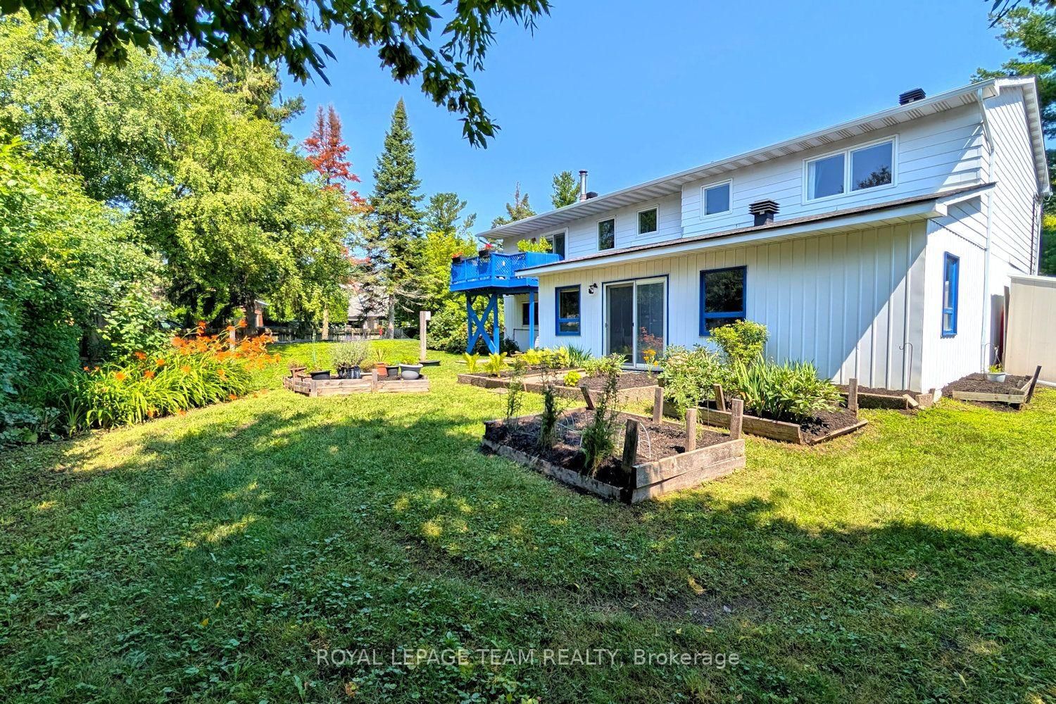 136 James Cummings Avenue • Ottawa, ON photo 40