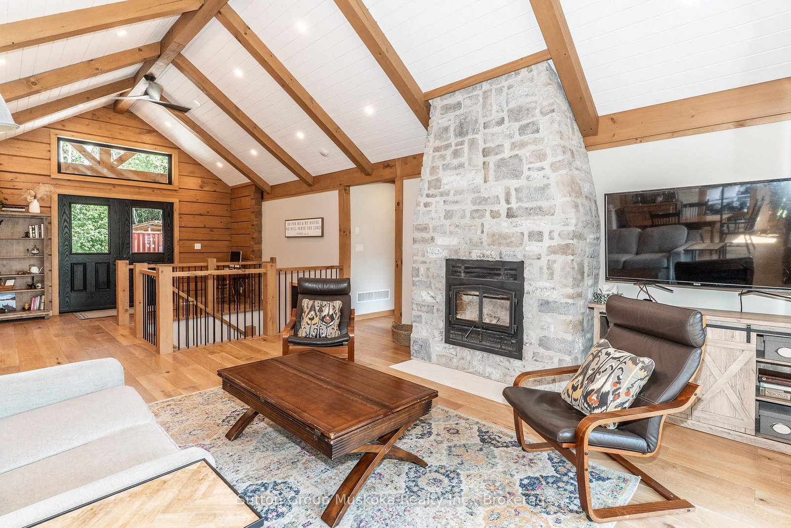 1265 Britannia Road • Huntsville, ON photo 12