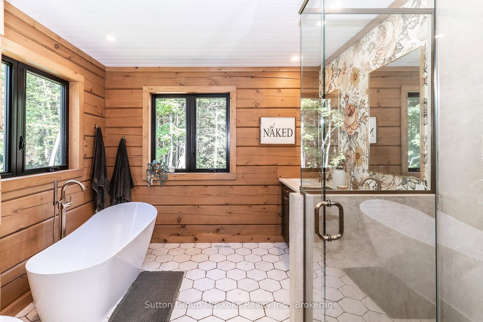 1265 Britannia Road • Huntsville, ON photo 18