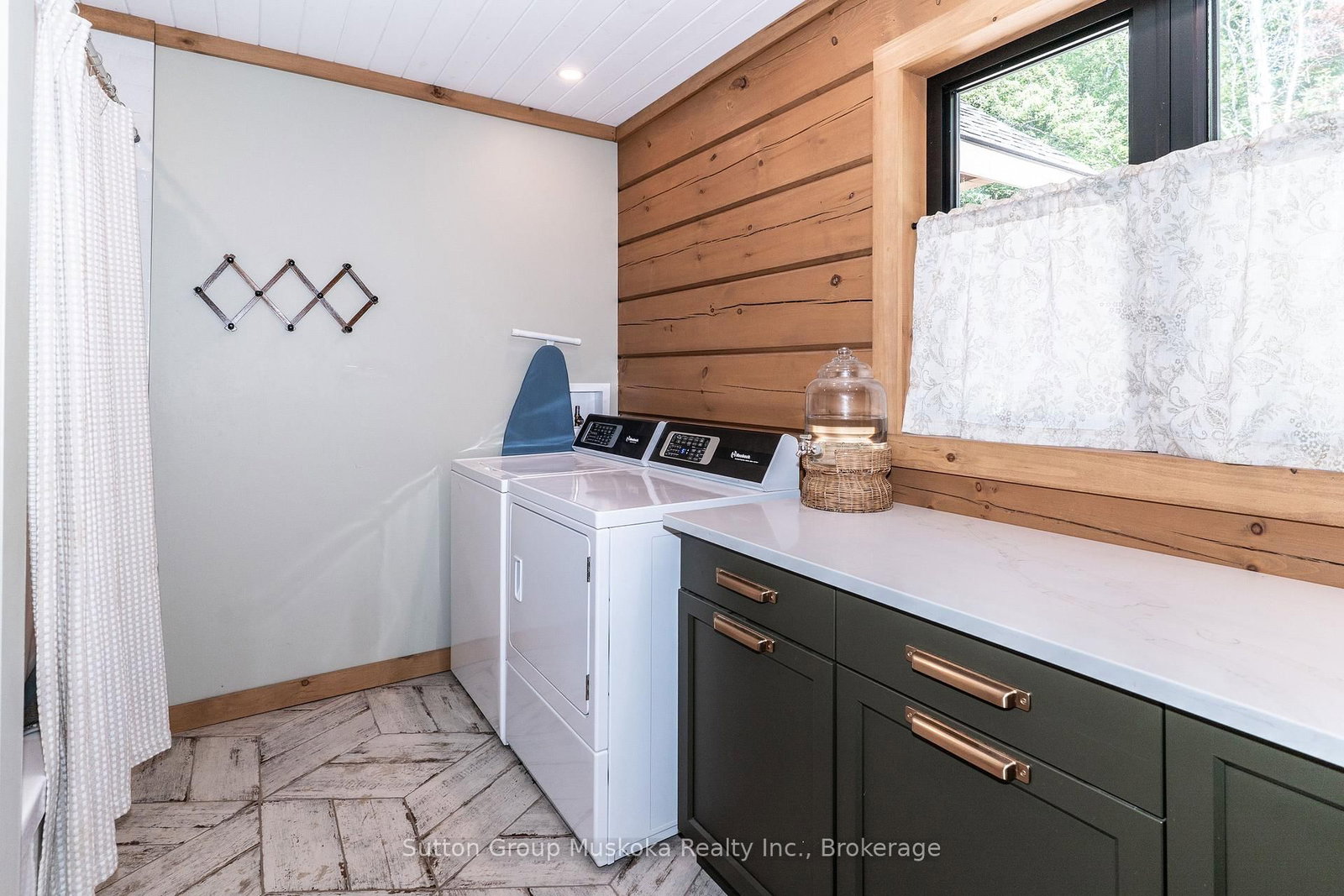1265 Britannia Road • Huntsville, ON photo 22