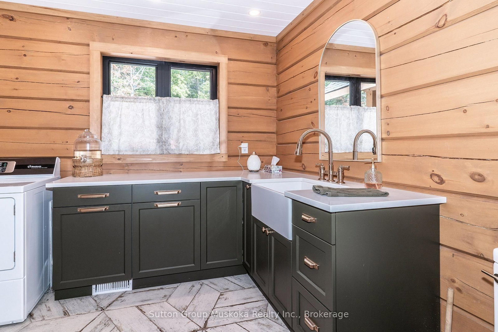 1265 Britannia Road • Huntsville, ON photo 23