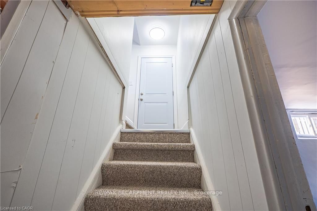 150 Beland Avenue S • Hamilton, ON photo 21