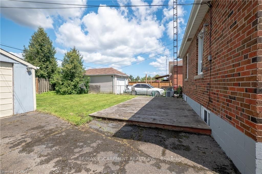 150 Beland Avenue S • Hamilton, ON photo 25