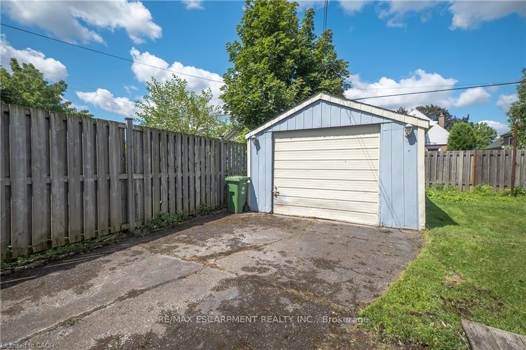 150 Beland Avenue S • Hamilton, ON photo 26