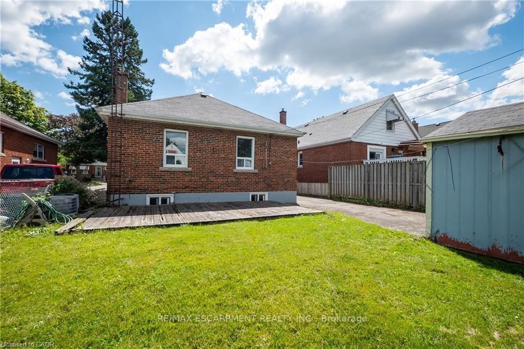 150 Beland Avenue S • Hamilton, ON photo 27