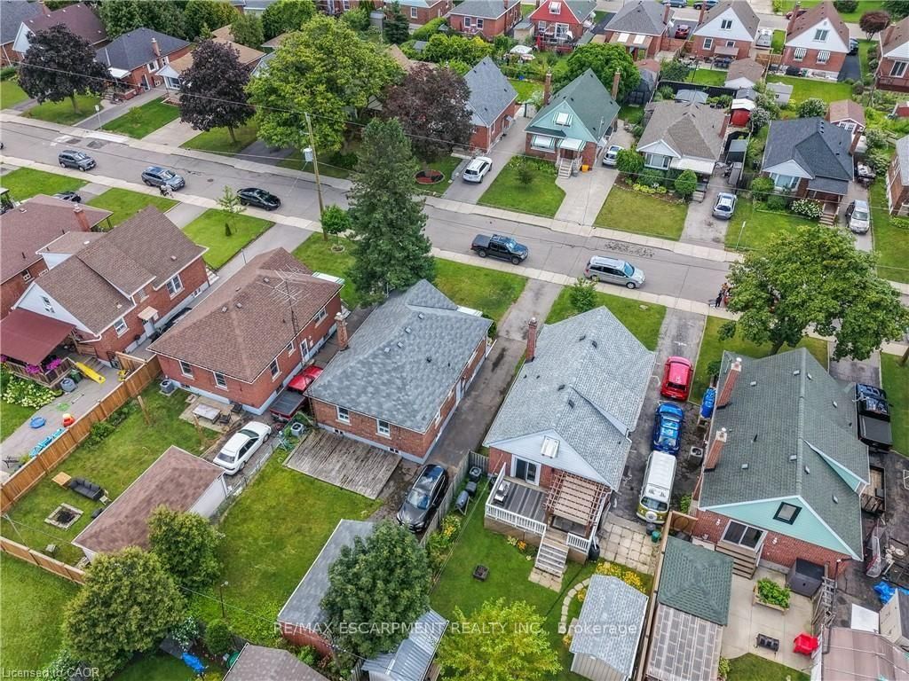 150 Beland Avenue S • Hamilton, ON photo 4