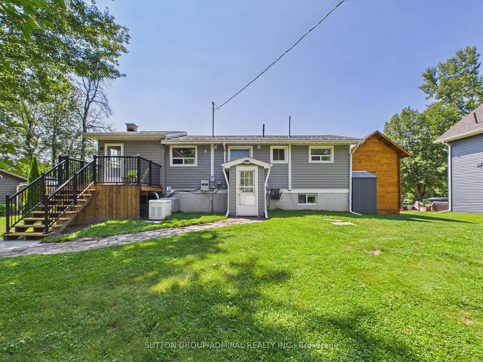 1004 Bagley Road • Gravenhurst, ON photo 4