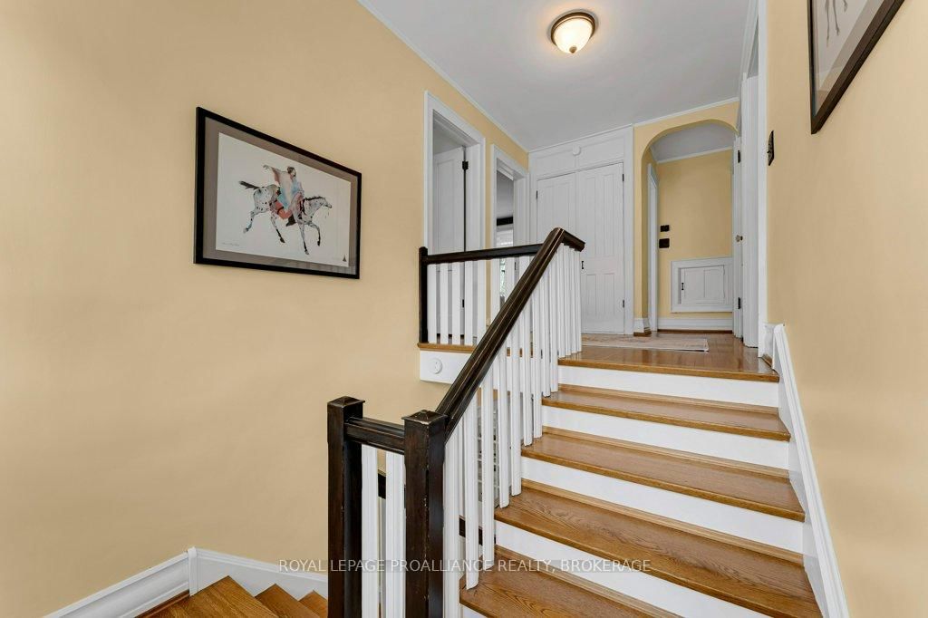 163 Pine Street • Gananoque, ON photo 23