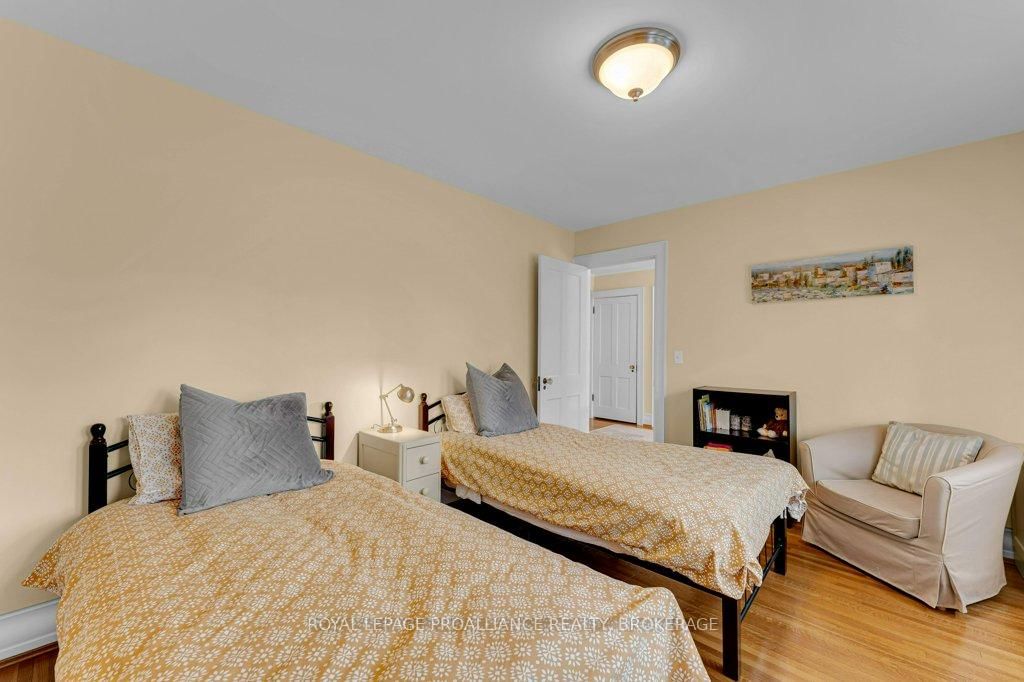 163 Pine Street • Gananoque, ON photo 34