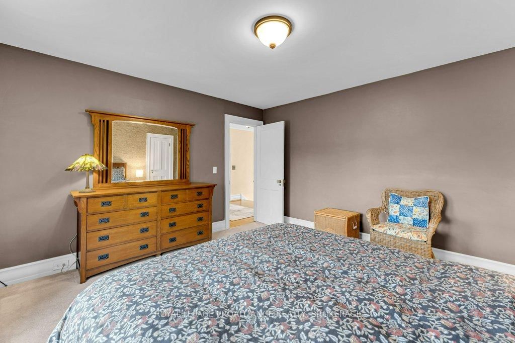 163 Pine Street • Gananoque, ON photo 36