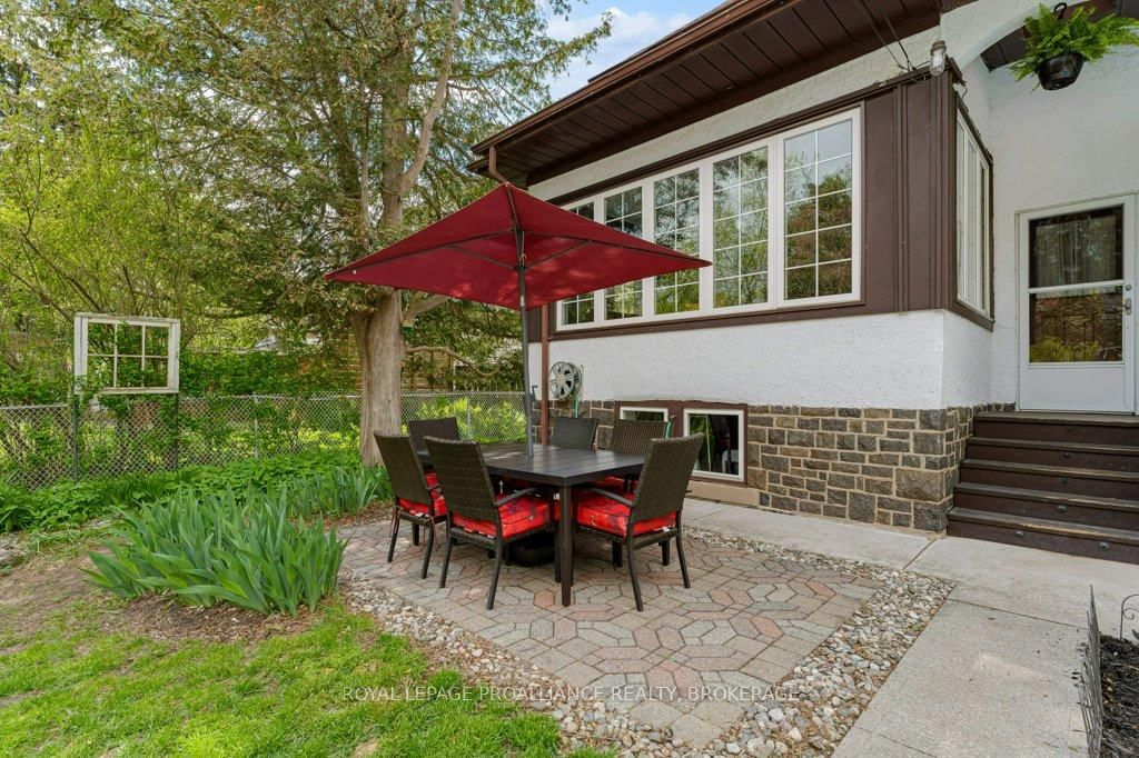 163 Pine Street • Gananoque, ON photo 45