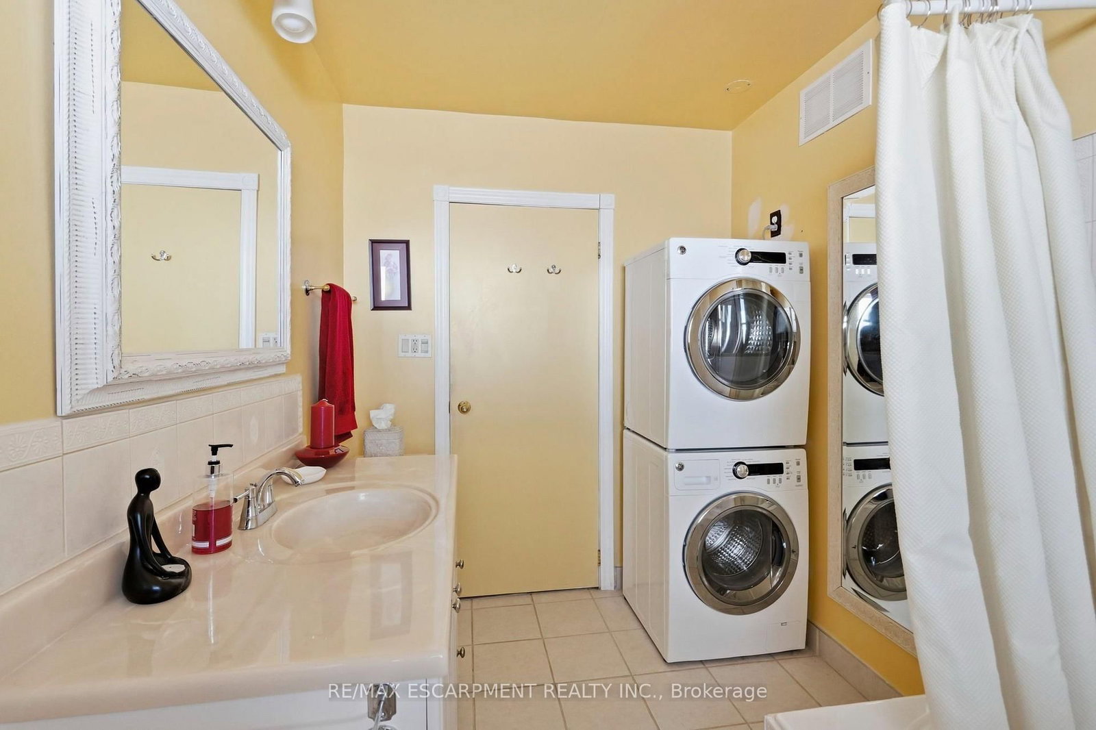 31 Valerie Drive • St. Catharines, ON photo 25