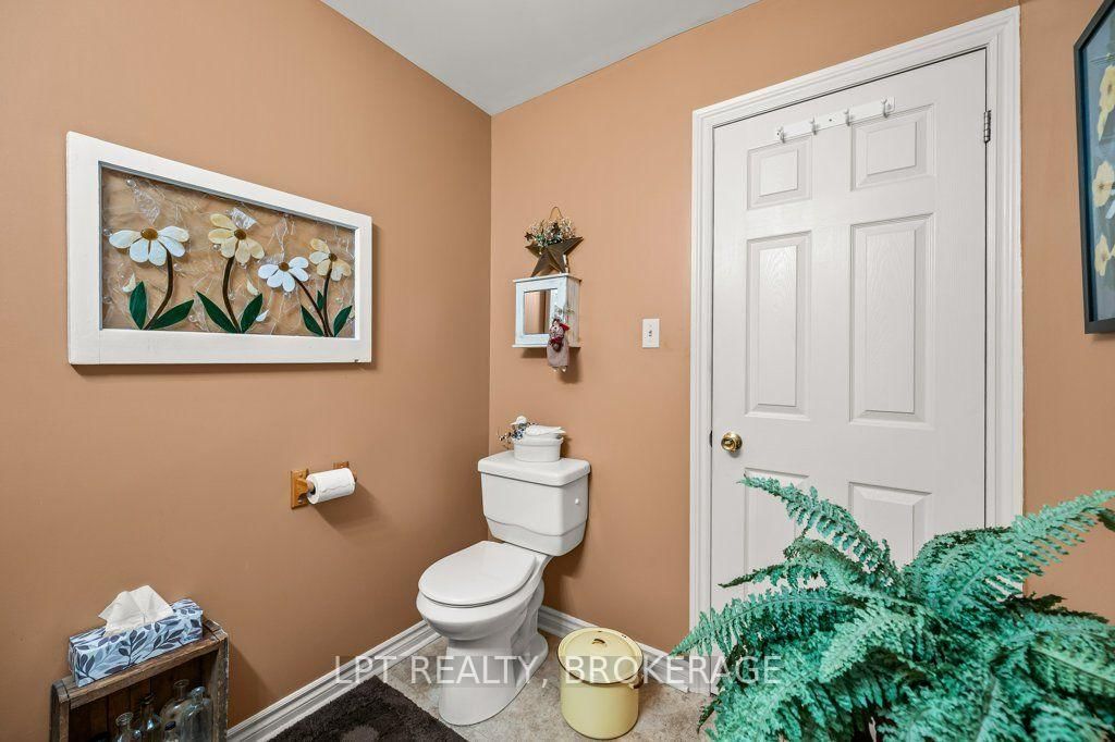 717 County 14 Road • Kaladar, ON photo 29