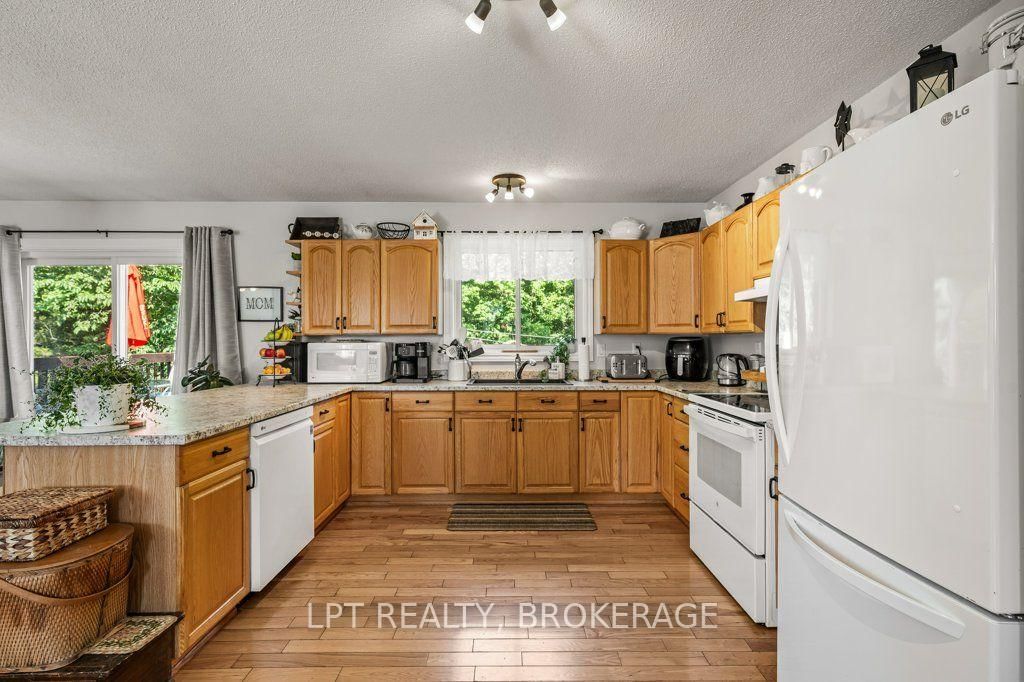 717 County 14 Road • Kaladar, ON photo 8