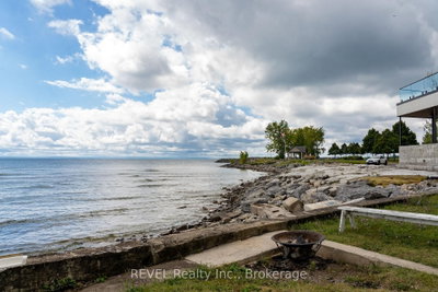 Semi-Detached House for lease at 3819 Terrace Lane, Fort Erie, Ontario, L0S 1B0 - Crystal Beach - MLS: X13646178
