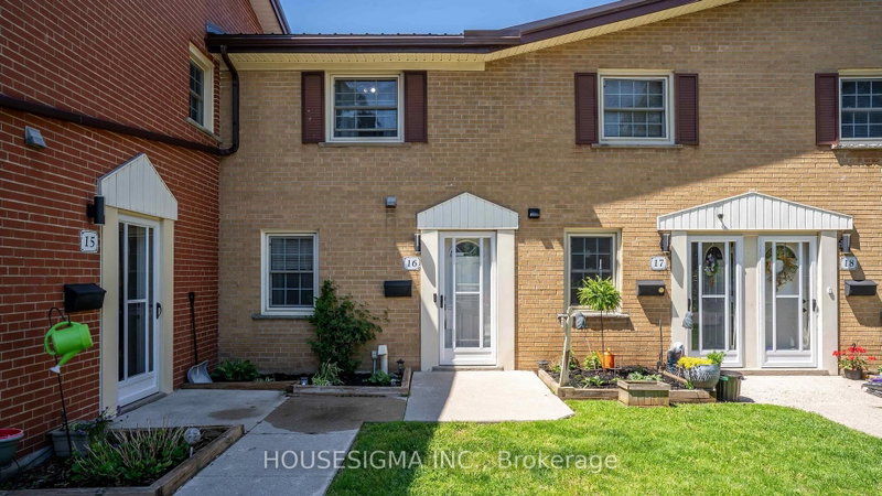 16 Arbour Glen Crescent