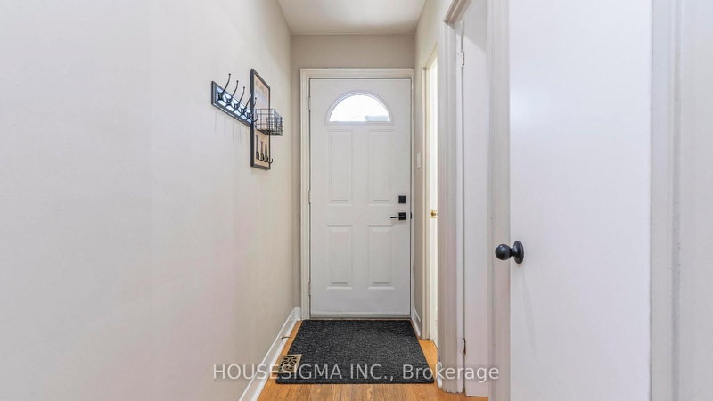 16 Arbour Glen Crescent