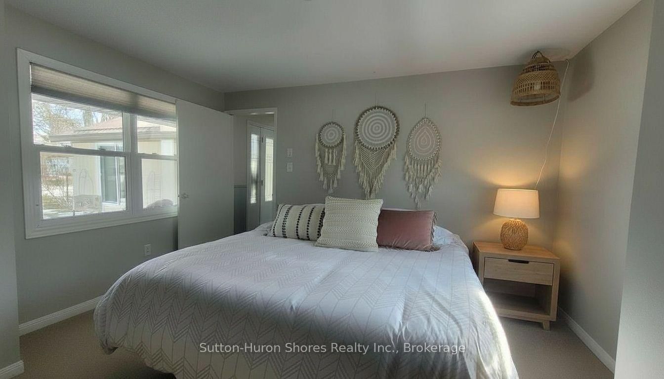 418 Elgin Street • Saugeen Shores, ON photo 15