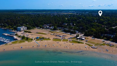 418 Elgin Street • Saugeen Shores, ON photo 4