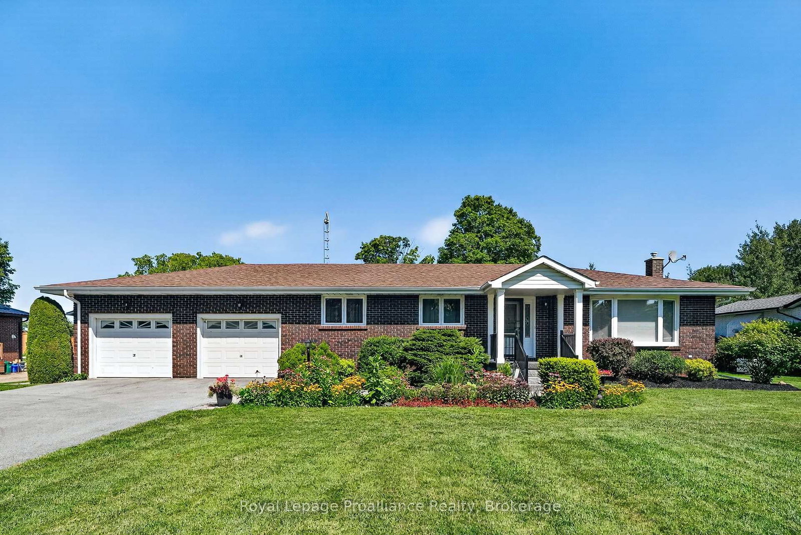 2773 Division Street N • Hamilton Township, ON photo 2