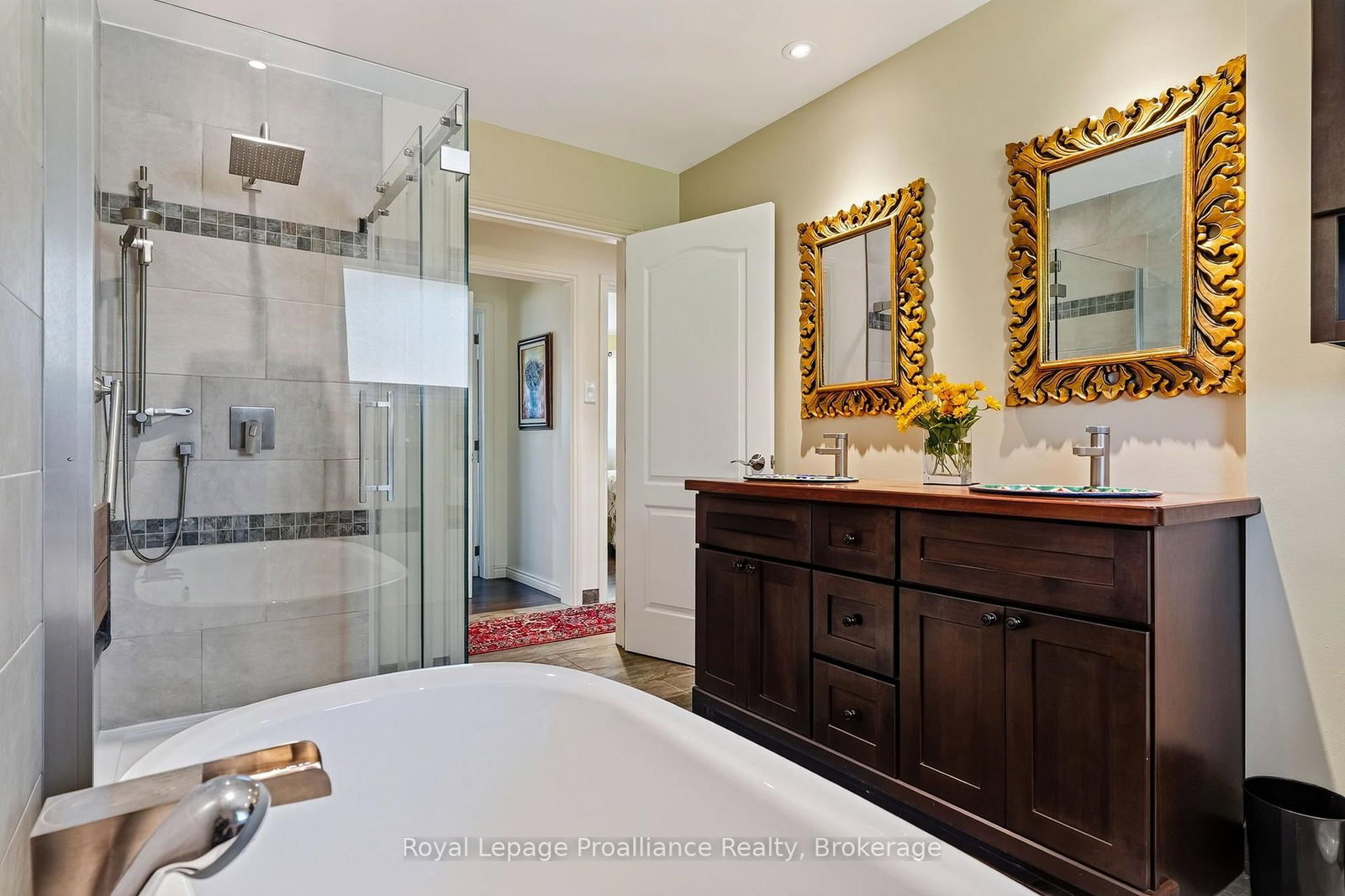 2773 Division Street N • Hamilton Township, ON photo 22
