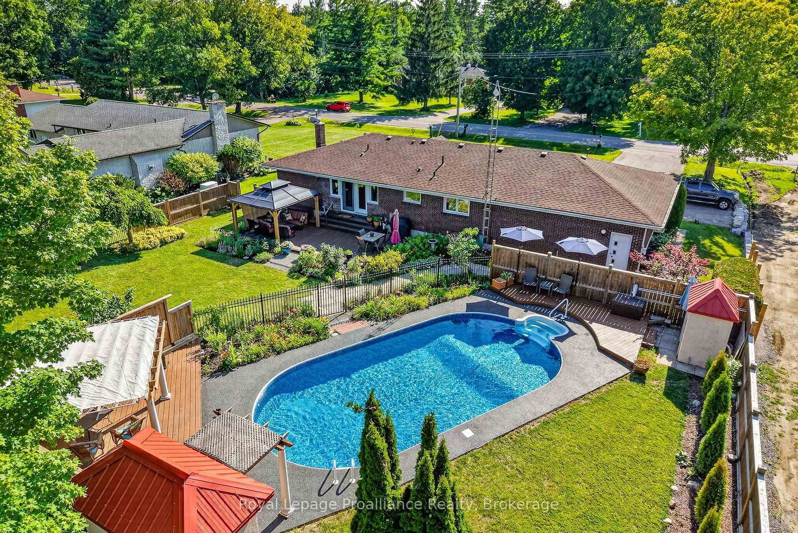 2773 Division Street N • Hamilton Township, ON photo 43